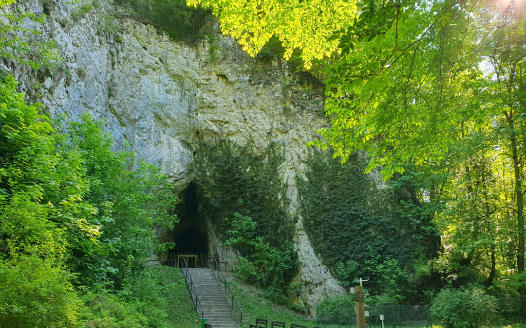 The domes of Catherine Cave