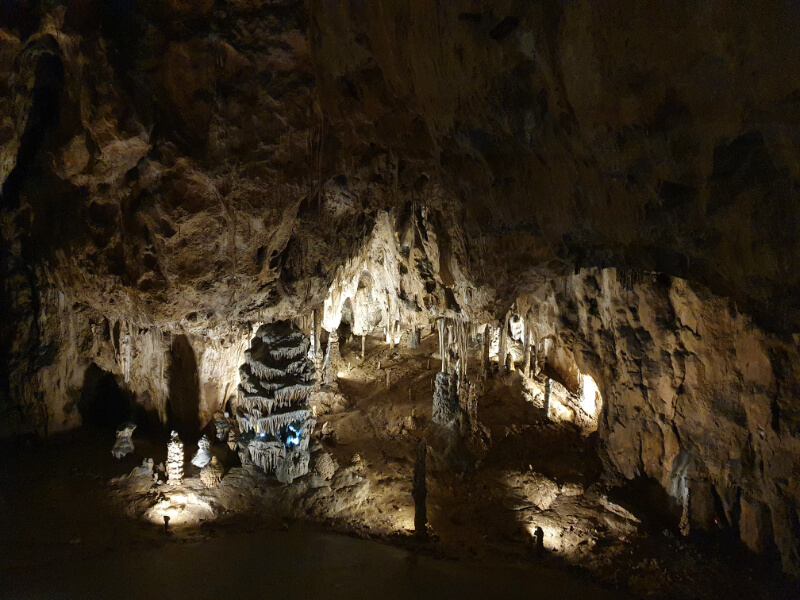 Sloup-Sosuvka Cave