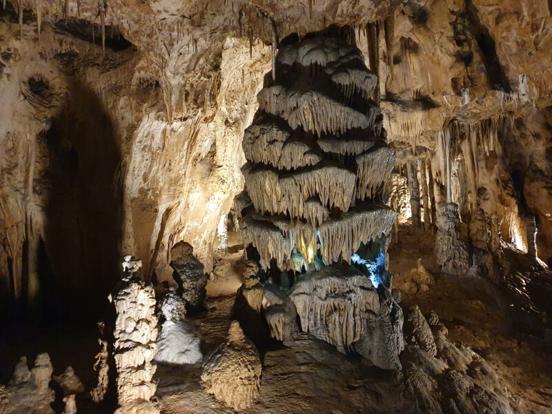 Sloup-Sosuvka Cave