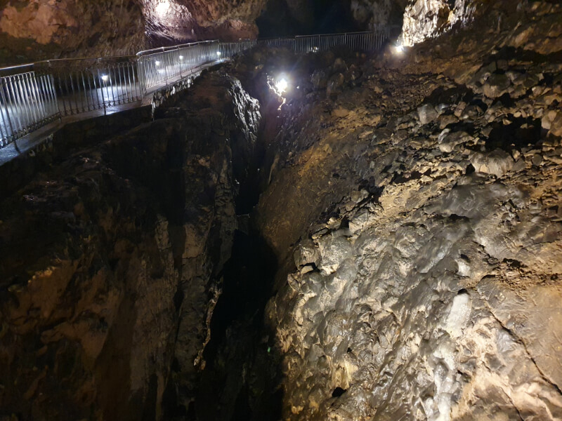 Sloup-Sosuvka Cave
