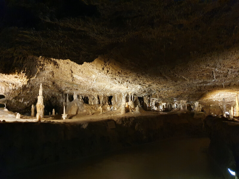 Sloup-Sosuvka Cave