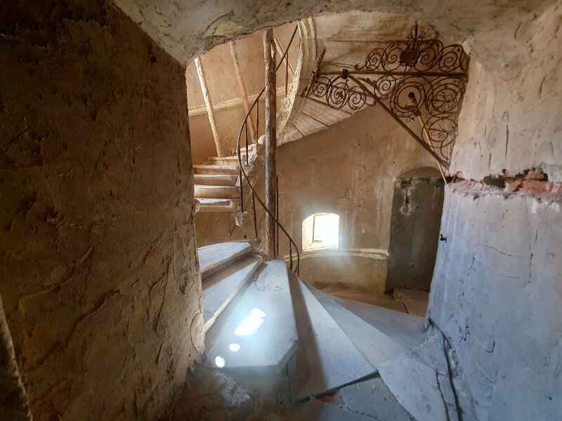 Dolní Kounice Castle